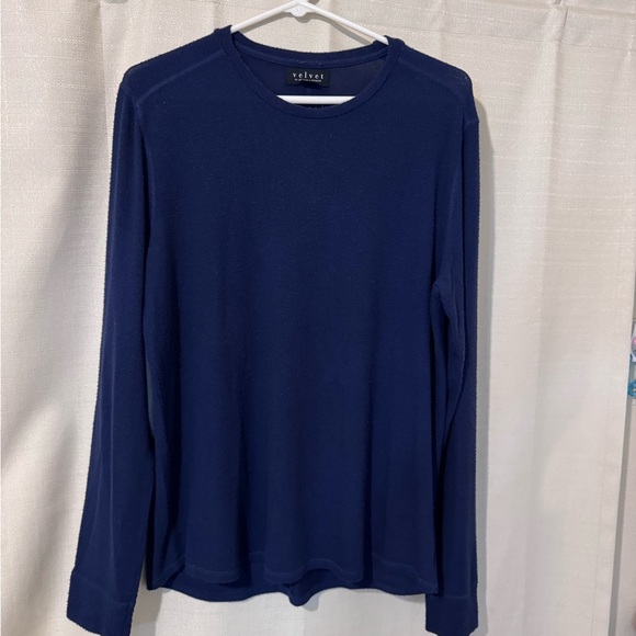 Velvet by Graham & Spencer Navy Knit Top Size Large - Picture 6 of 6